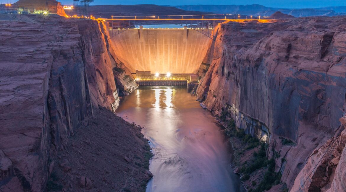 Lake Powell Dam, Arizona